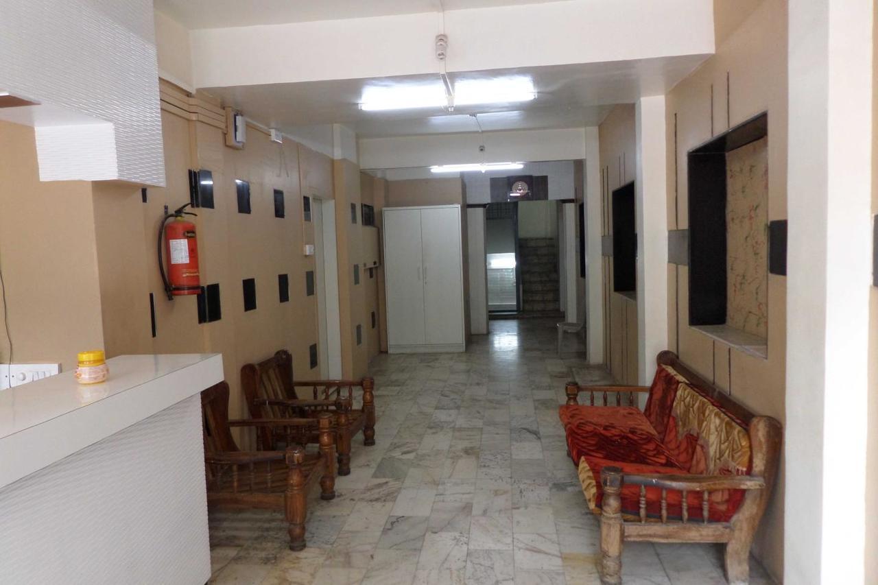Parvat Lodge Ahmednagar Exterior photo
